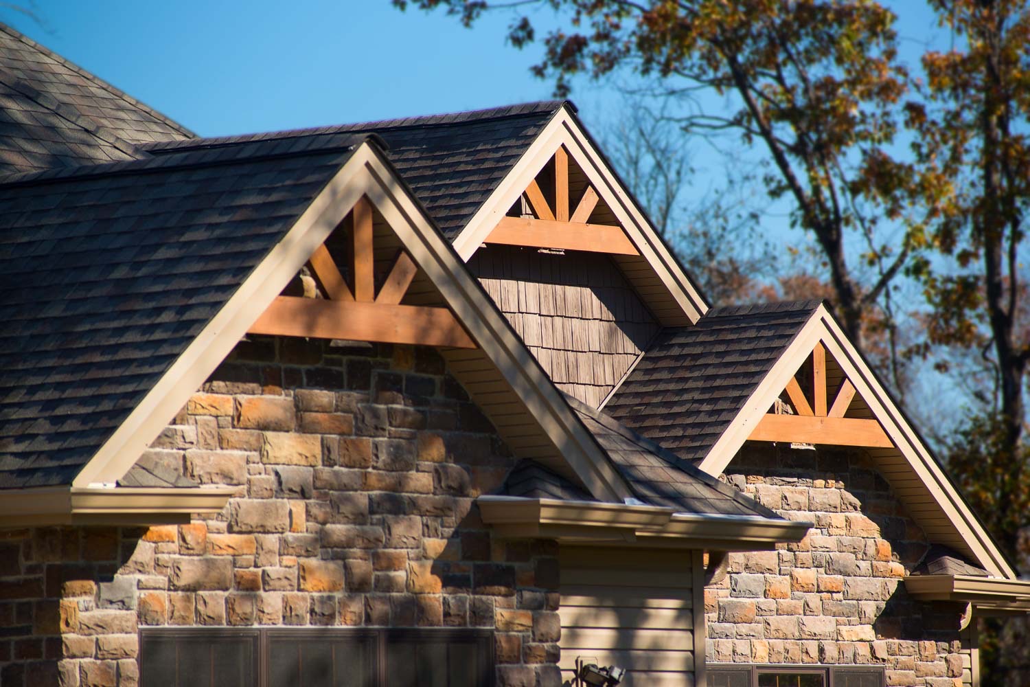 Charlotte's Roofing Specialists - Charlotte Pro Roofing